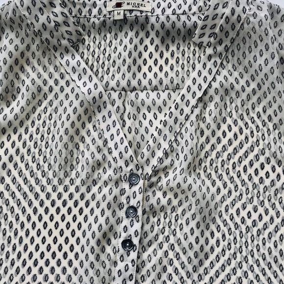 Michel USA Women’s M Sheer Henley Top - Picture 5 of 7